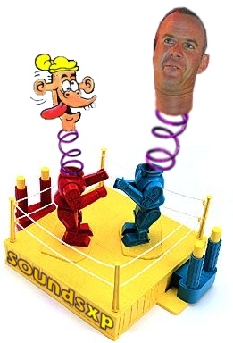 norman cook v dj peppe robots.jpg (56602 bytes)