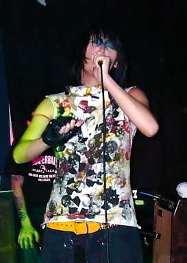 yyys kareno16 0808.jpg (13827 bytes)