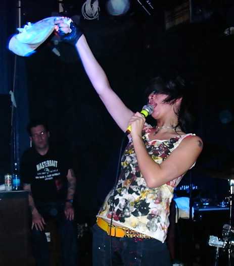 yyys kareno23 0808.jpg (19855 bytes)